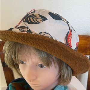 Floral Patterned Women's Hat with Brown Trim